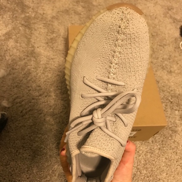 Yeezy Boost 350 Sesame Size 8.5 Men’s - Picture 4 of 6